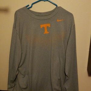 Tn dri fit nike shirt